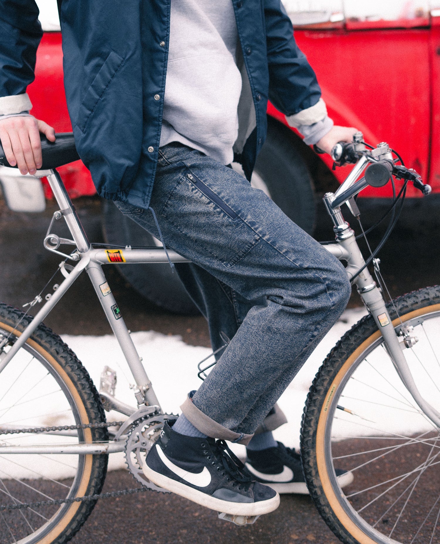 Men's Superlite Jeans in Pregame on body detail