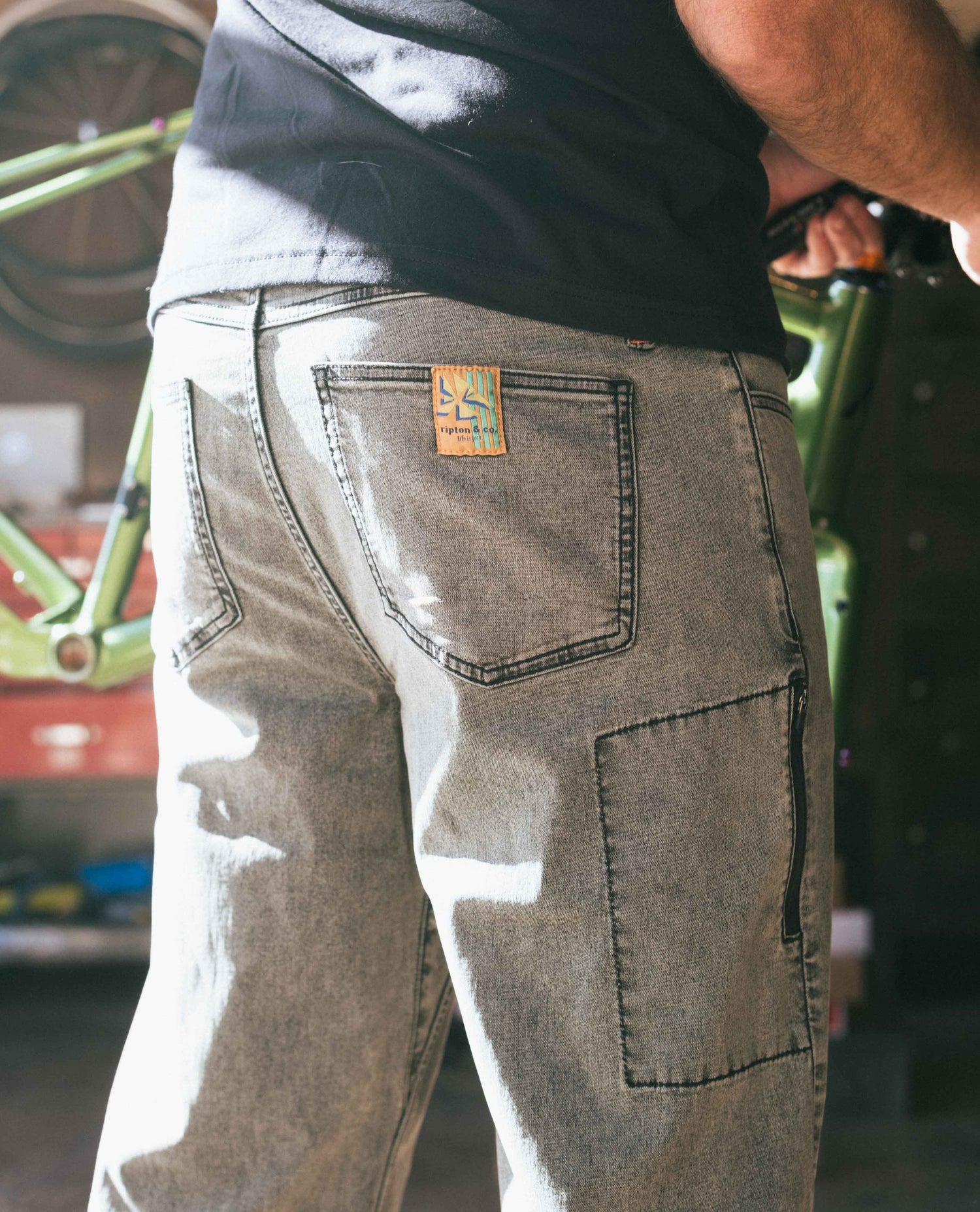 Turtle Superlite Jeans on body detail