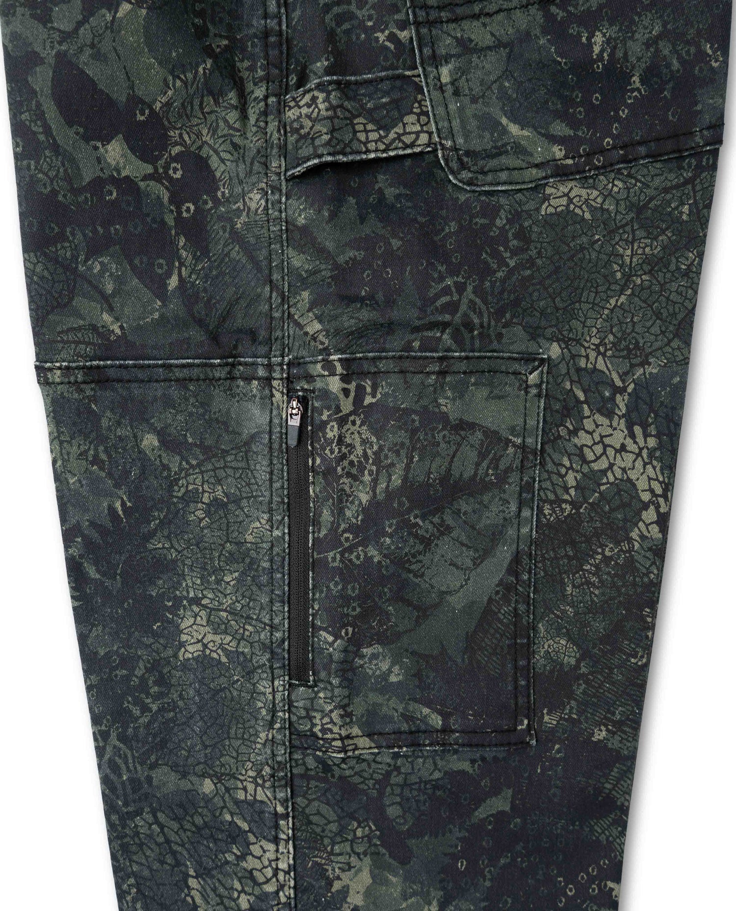 Side zippered pocket of leaf camouflage pant on a white background.  